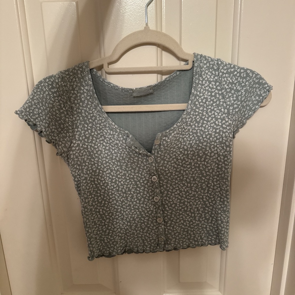 Brandy Melville Floral Blue Button-Up Crop Top